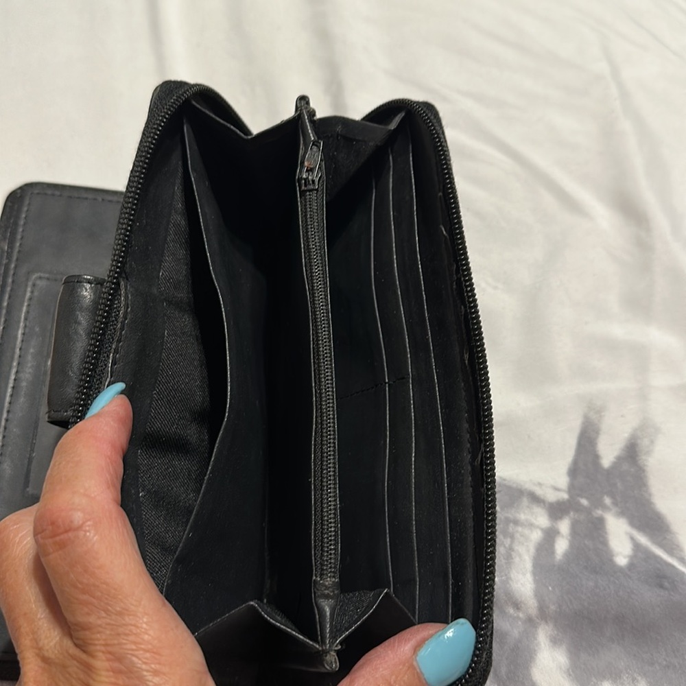 Genuine Leather Wallet - image 5